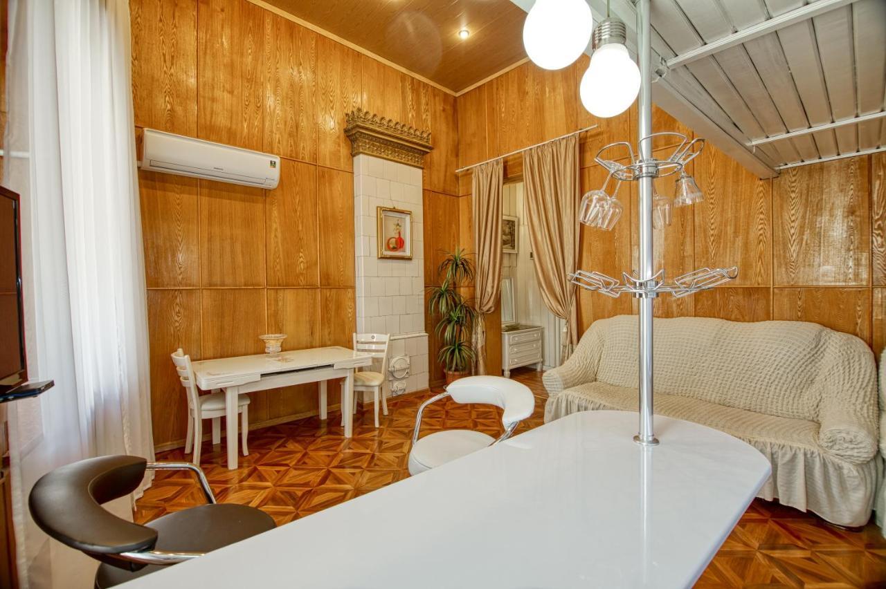 Rustaveli Central Aparthotel ティビリシ エクステリア 写真