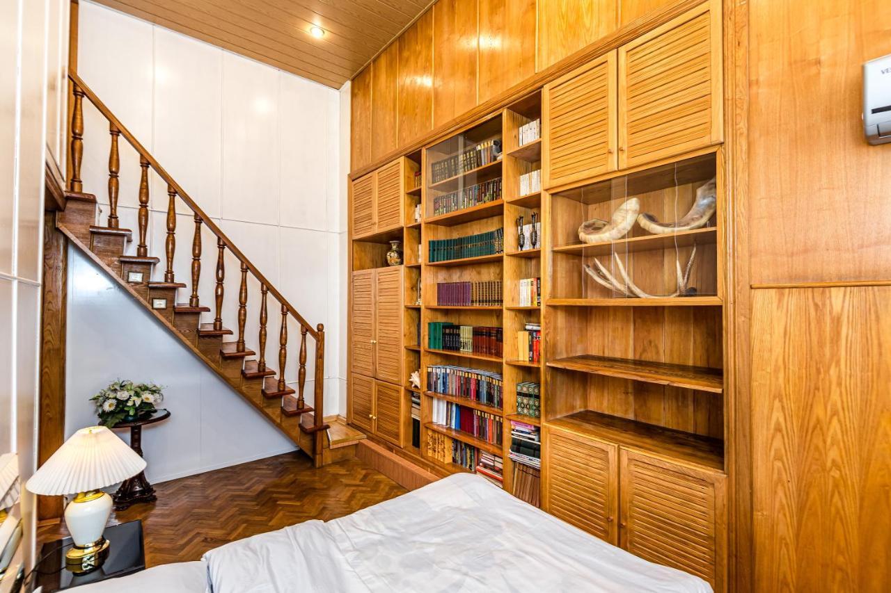 Rustaveli Central Aparthotel ティビリシ エクステリア 写真