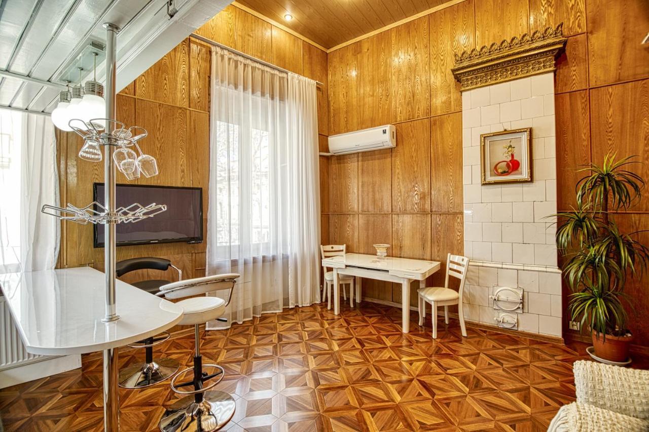 Rustaveli Central Aparthotel ティビリシ エクステリア 写真